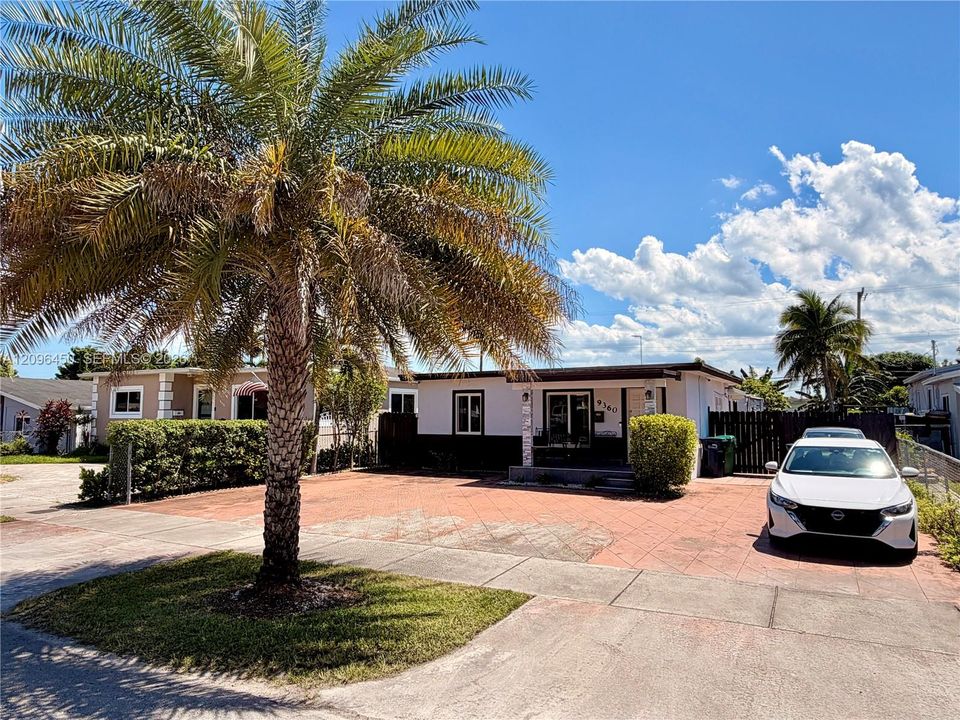 En Venta: $930,000 (0 camas, 0 baños, 1553 Pies cuadrados)