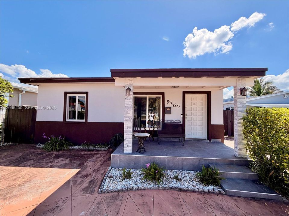En Venta: $930,000 (0 camas, 0 baños, 1553 Pies cuadrados)