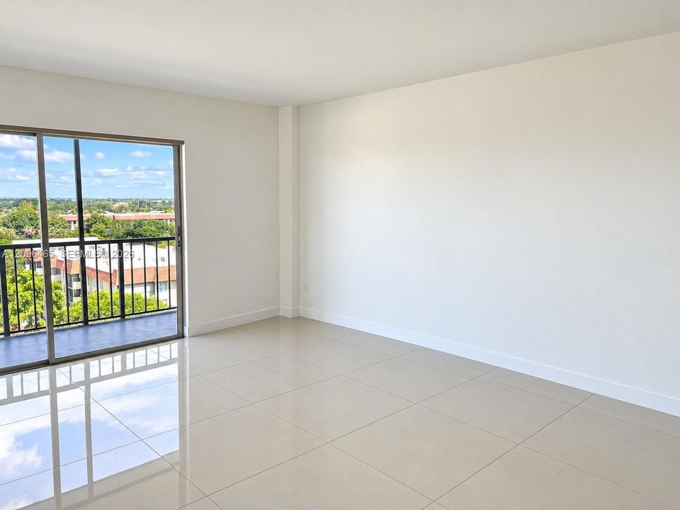 For Rent: $1,650 (2 beds, 1 baths, 783 Square Feet)