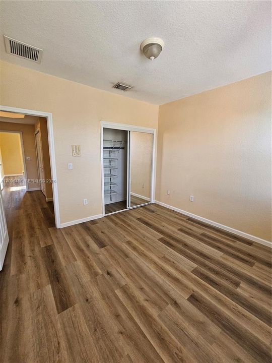 En Renta: $3,500 (4 camas, 3 baños, 1926 Pies cuadrados)