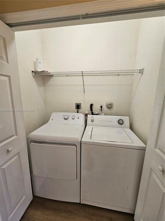 En Renta: $3,500 (4 camas, 3 baños, 1926 Pies cuadrados)