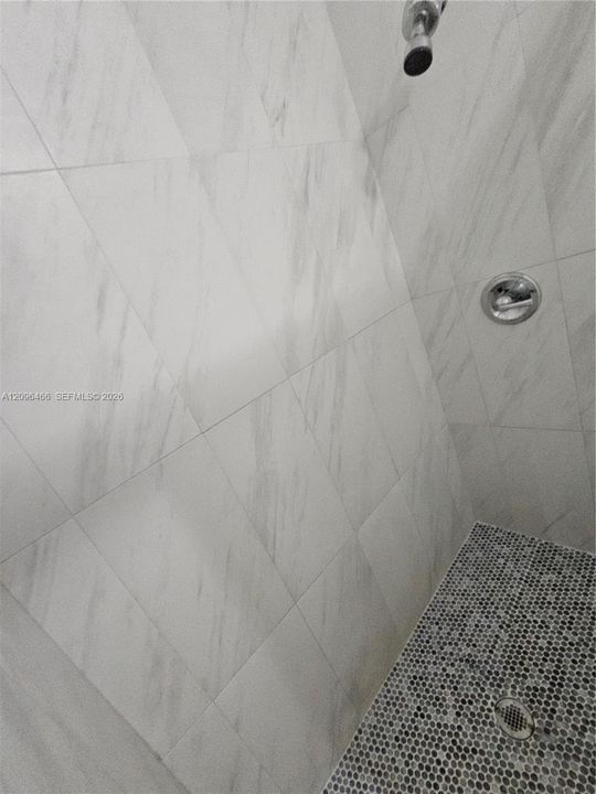 En Renta: $3,500 (4 camas, 3 baños, 1926 Pies cuadrados)