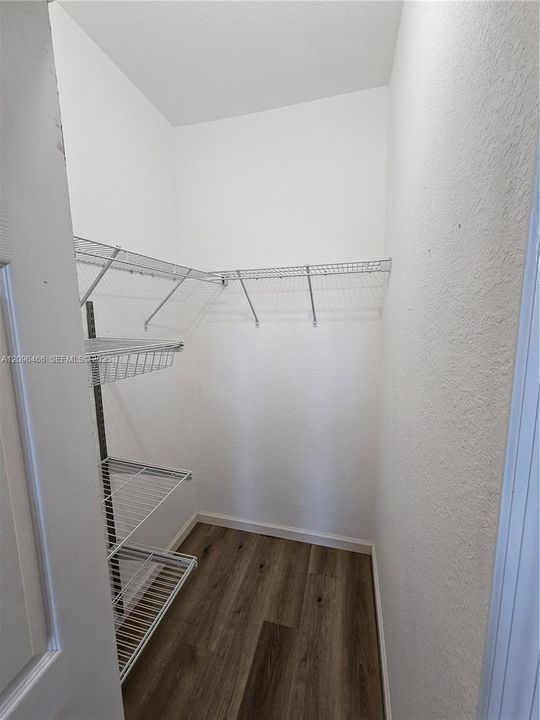 En Renta: $3,500 (4 camas, 3 baños, 1926 Pies cuadrados)