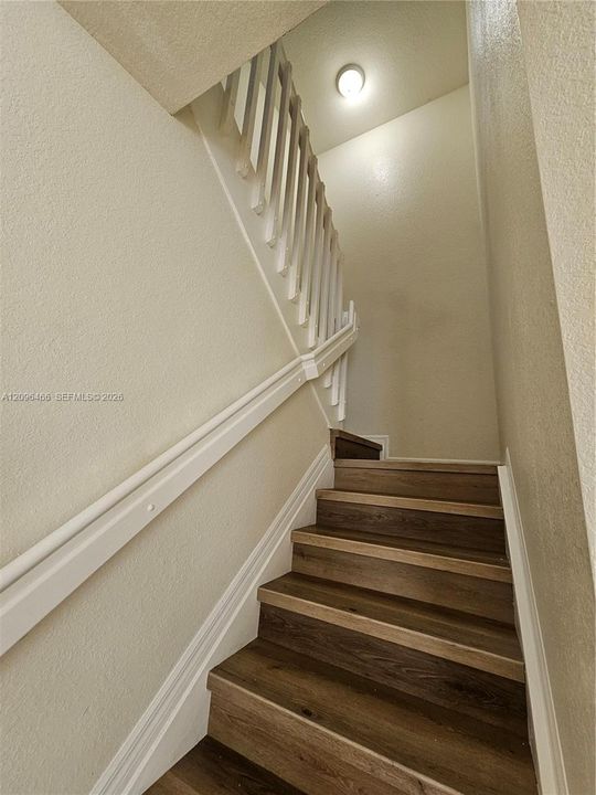 En Renta: $3,500 (4 camas, 3 baños, 1926 Pies cuadrados)