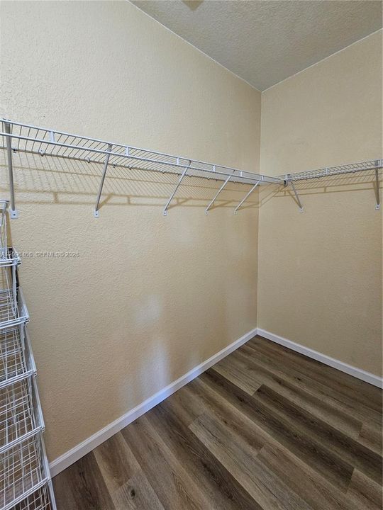 En Renta: $3,500 (4 camas, 3 baños, 1926 Pies cuadrados)