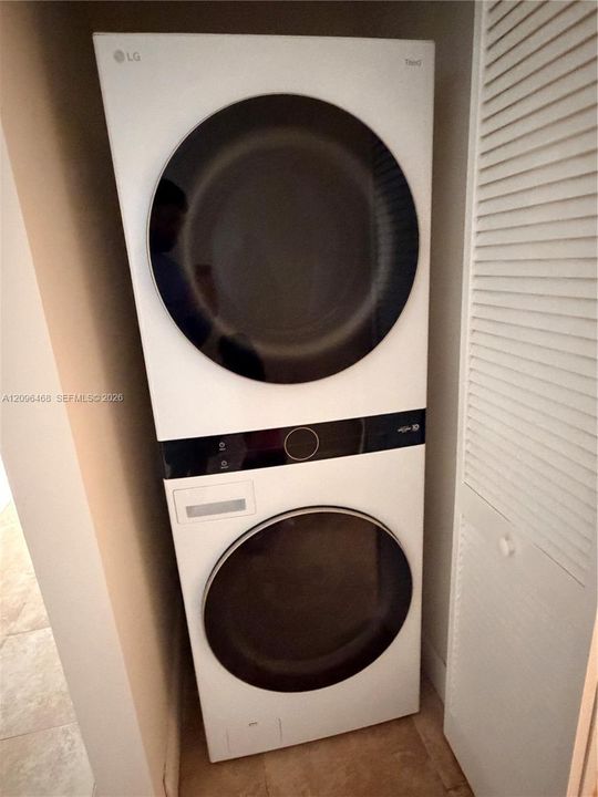 En Renta: $2,500 (0 camas, 2 baños, 960 Pies cuadrados)