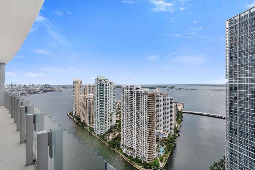 For Rent: $13,500 (2 beds, 3 baths, 1669 Square Feet)