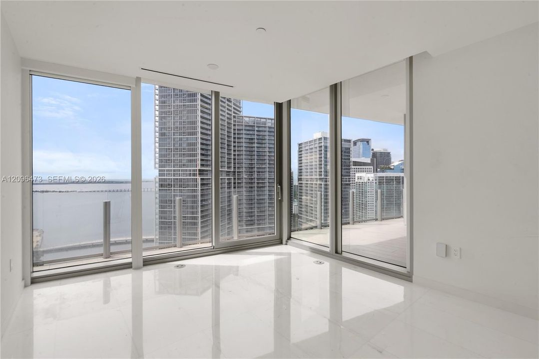 For Rent: $13,500 (2 beds, 3 baths, 1669 Square Feet)