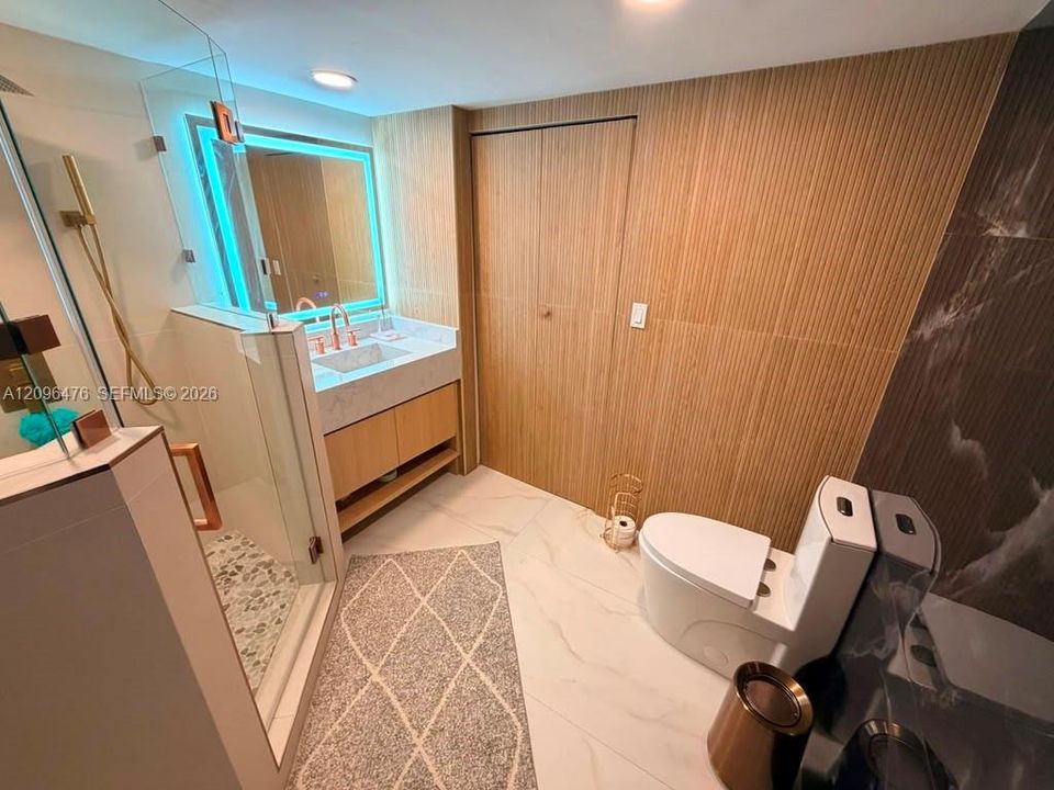 For Rent: $5,500 (1 beds, 2 baths, 1260 Square Feet)