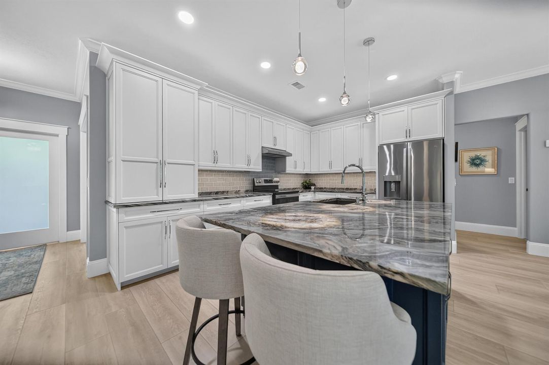 kitchen1.jpg-FULL