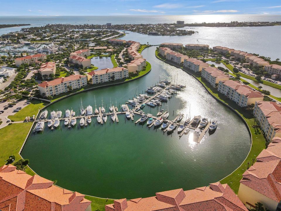 Harbour Isle Marina