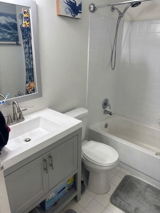 For Sale: $219,900 (2 beds, 2 baths, 1068 Square Feet)