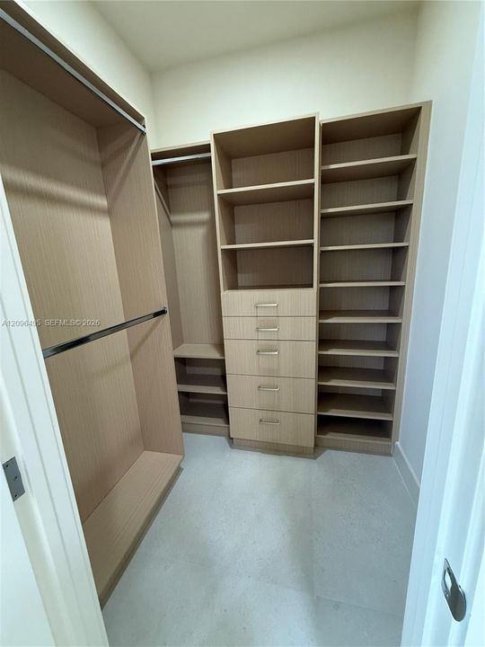 For Rent: $13,000 (5 beds, 4 baths, 0 Square Feet)