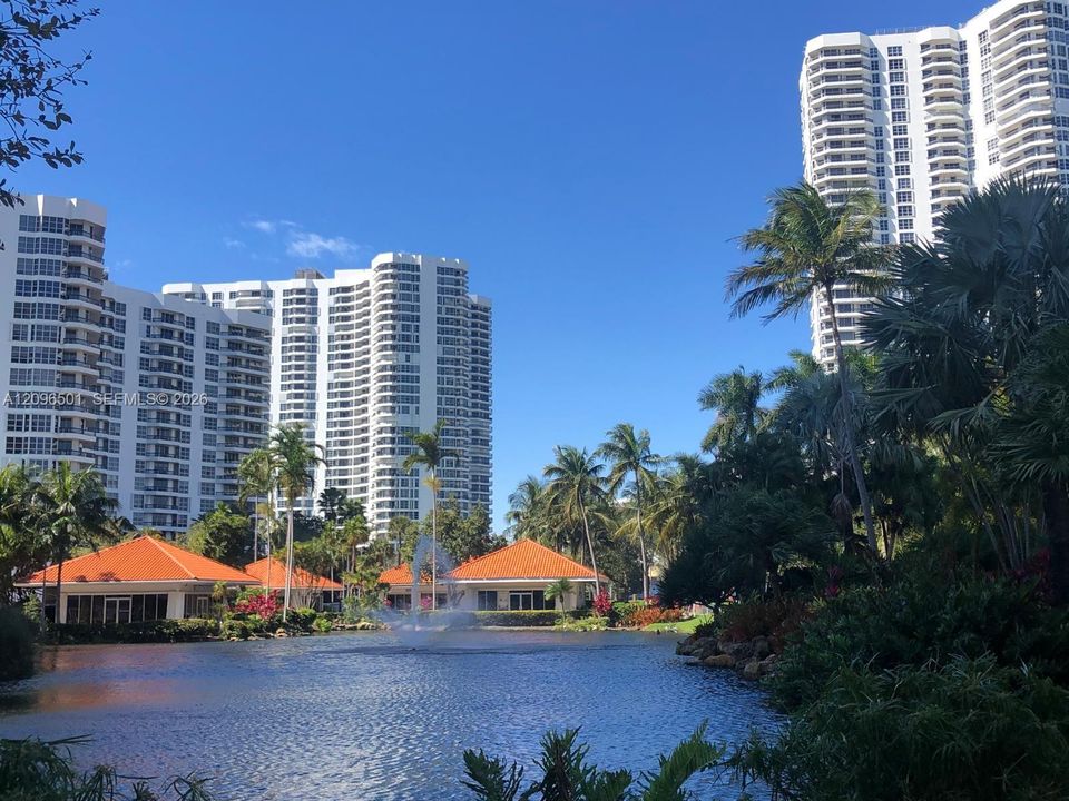 En Venta: $399,000 (2 camas, 2 baños, 1091 Pies cuadrados)