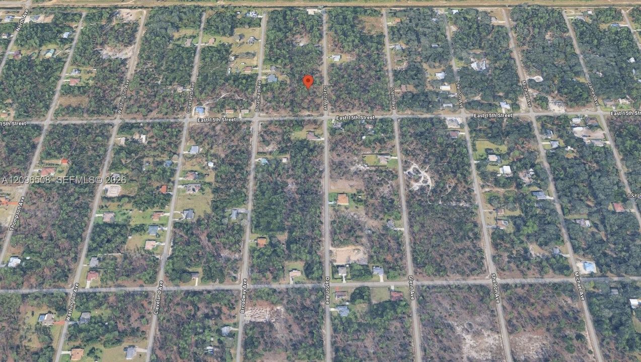 На продажу: $39,000 (0.50 acres)