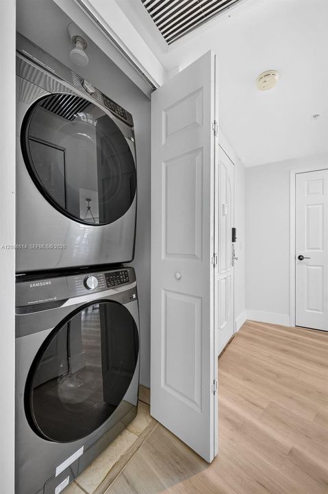На продажу: $1,199,000 (3 спален, 2 ванн, 1870 Квадратных фут)