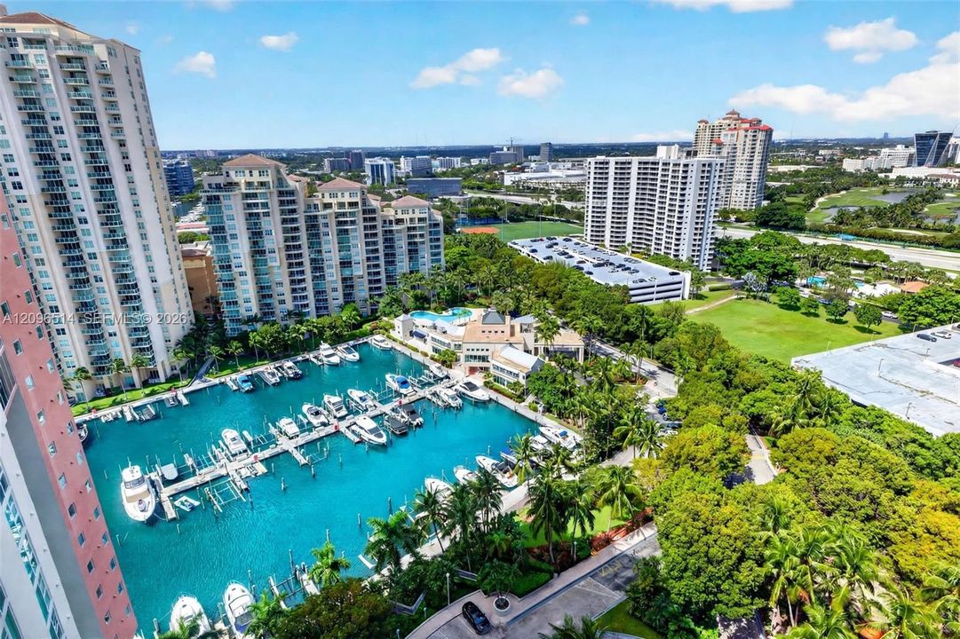На продажу: $1,199,000 (3 спален, 2 ванн, 1870 Квадратных фут)
