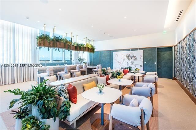 For Rent: $3,700 (1 beds, 1 baths, 0 Square Feet)