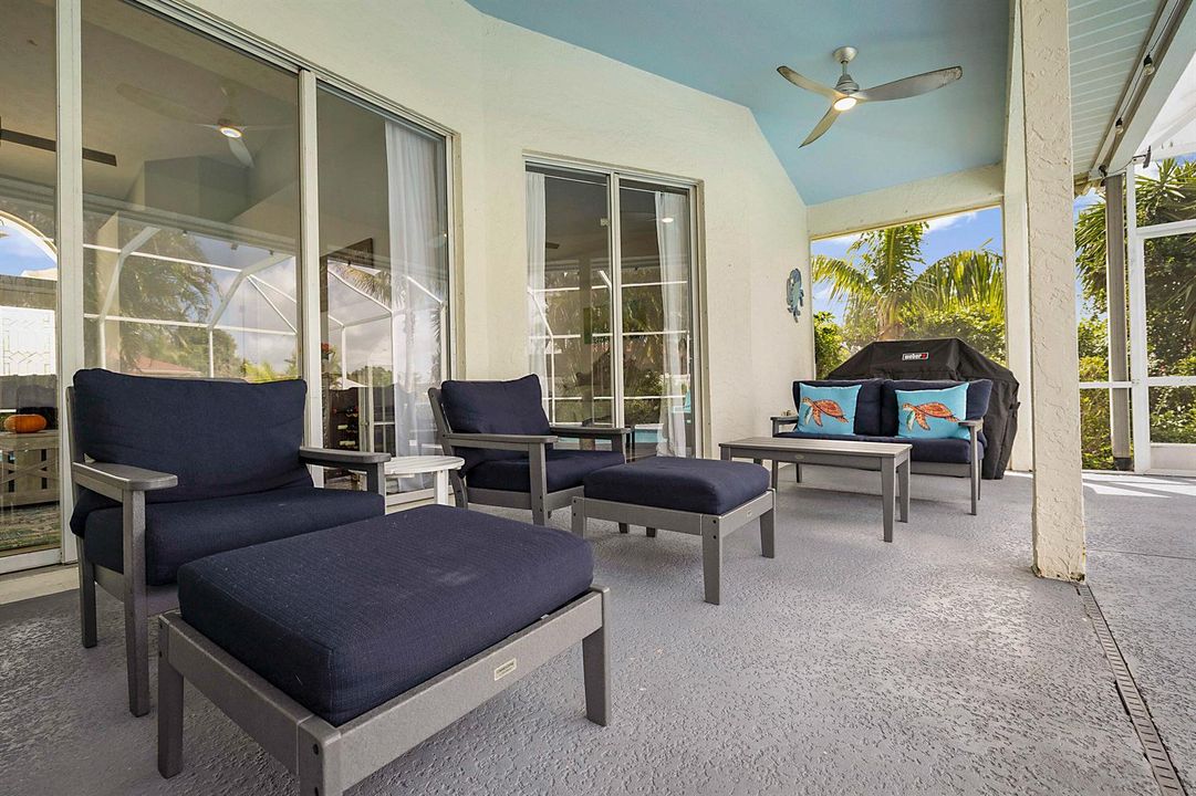 3210 SE Otis Lane -43