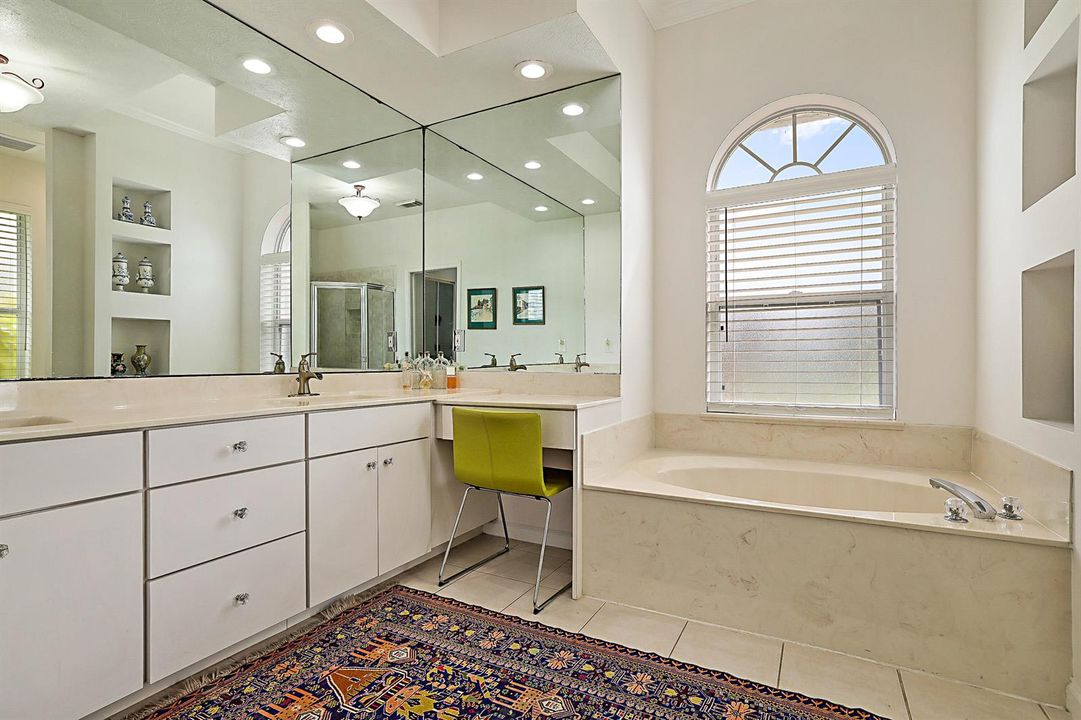 3210 SE Otis Lane -24