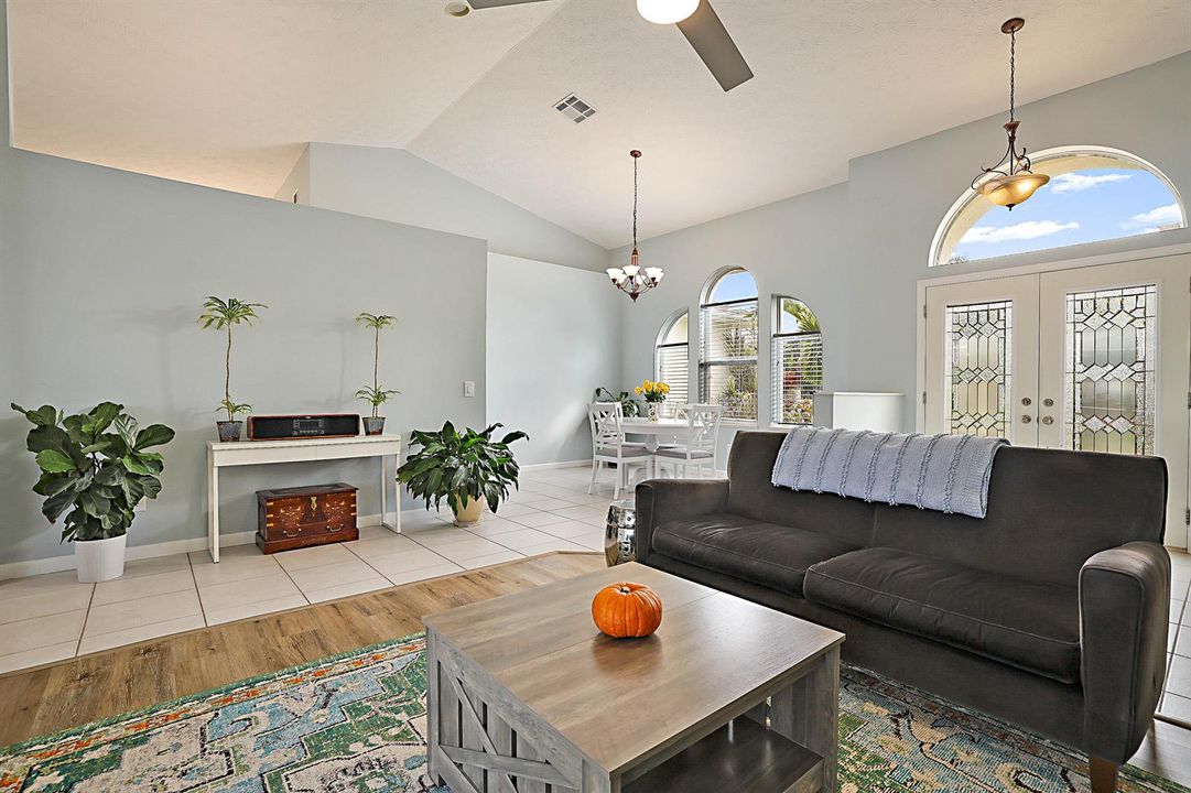 3210 SE Otis Lane -7