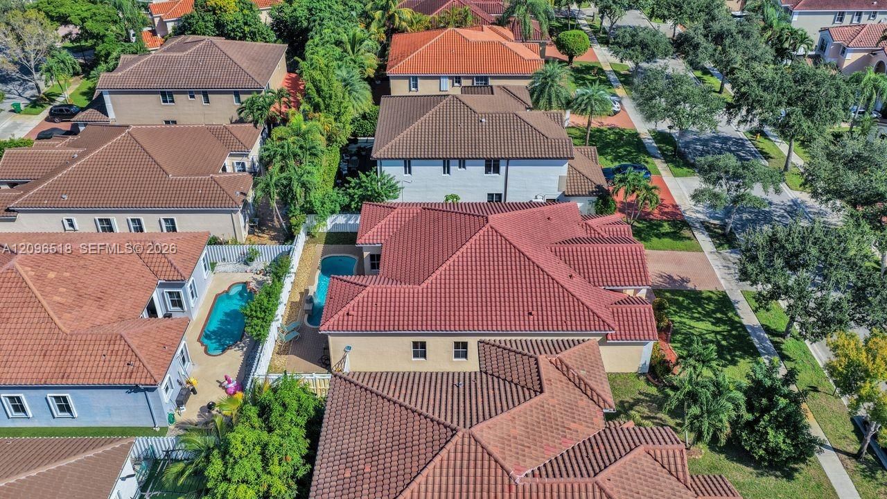 For Sale: $875,000 (4 beds, 2 baths, 2481 Square Feet)