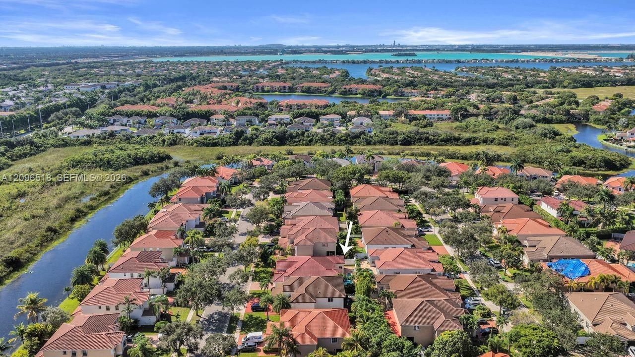 For Sale: $875,000 (4 beds, 2 baths, 2481 Square Feet)