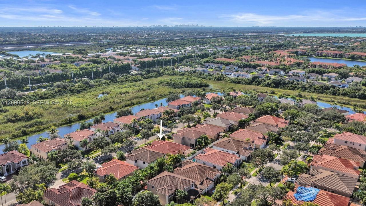 For Sale: $875,000 (4 beds, 2 baths, 2481 Square Feet)