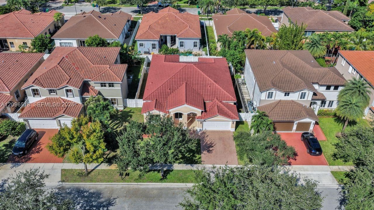 For Sale: $875,000 (4 beds, 2 baths, 2481 Square Feet)
