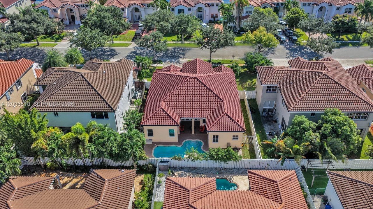 For Sale: $875,000 (4 beds, 2 baths, 2481 Square Feet)
