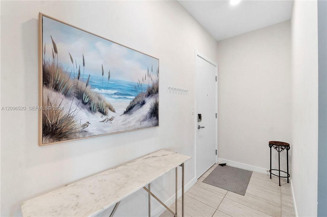 En Venta: $735,000 (2 camas, 2 baños, 1048 Pies cuadrados)
