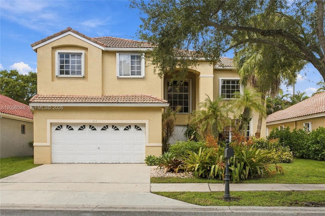 For Sale: $995,000 (4 beds, 2 baths, 2672 Square Feet)