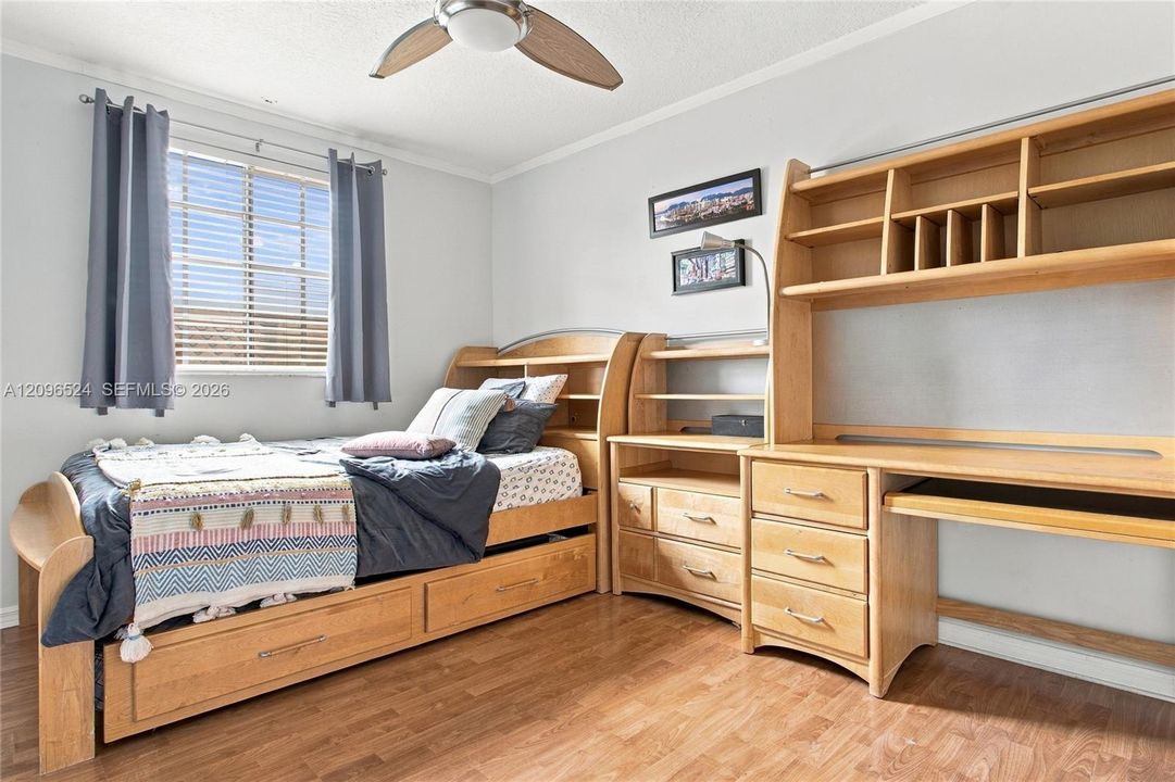 For Sale: $995,000 (4 beds, 2 baths, 2672 Square Feet)