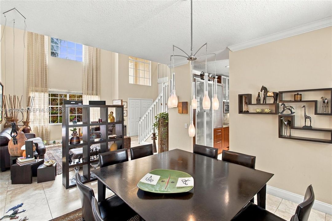 For Sale: $995,000 (4 beds, 2 baths, 2672 Square Feet)