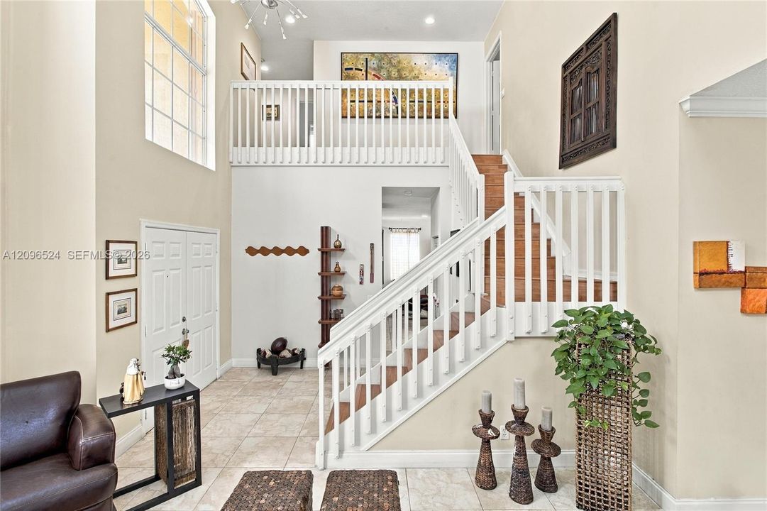 For Sale: $995,000 (4 beds, 2 baths, 2672 Square Feet)