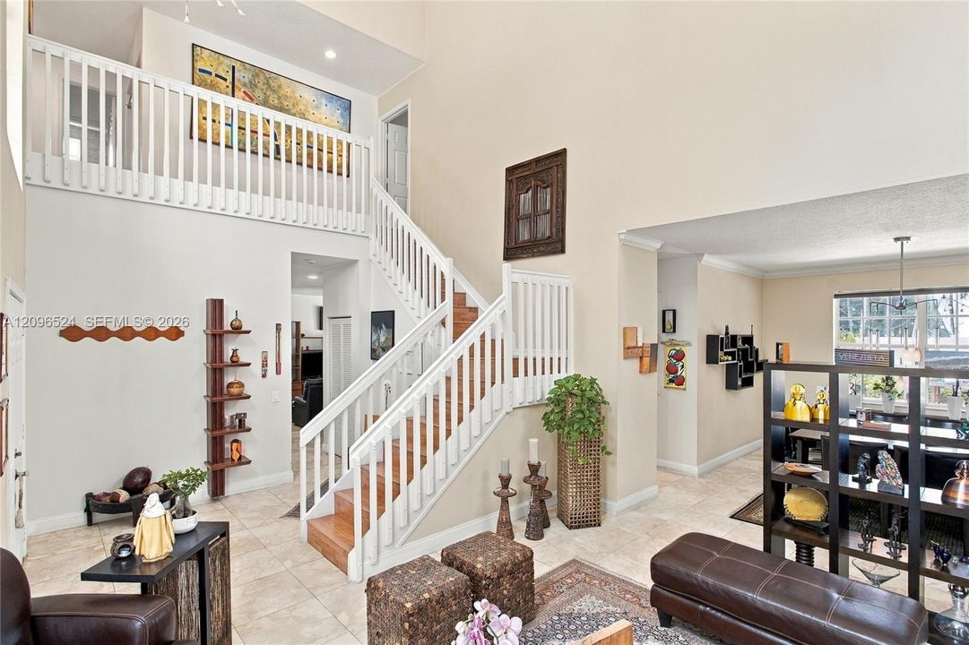 For Sale: $995,000 (4 beds, 2 baths, 2672 Square Feet)