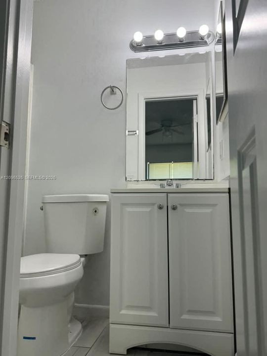 For Rent: $1,600 (2 beds, 2 baths, 744 Square Feet)