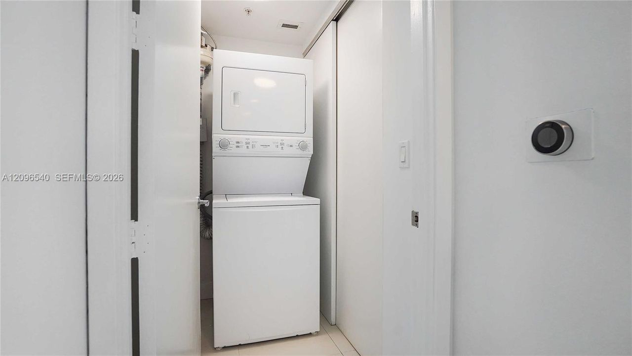 Washer / Dryer