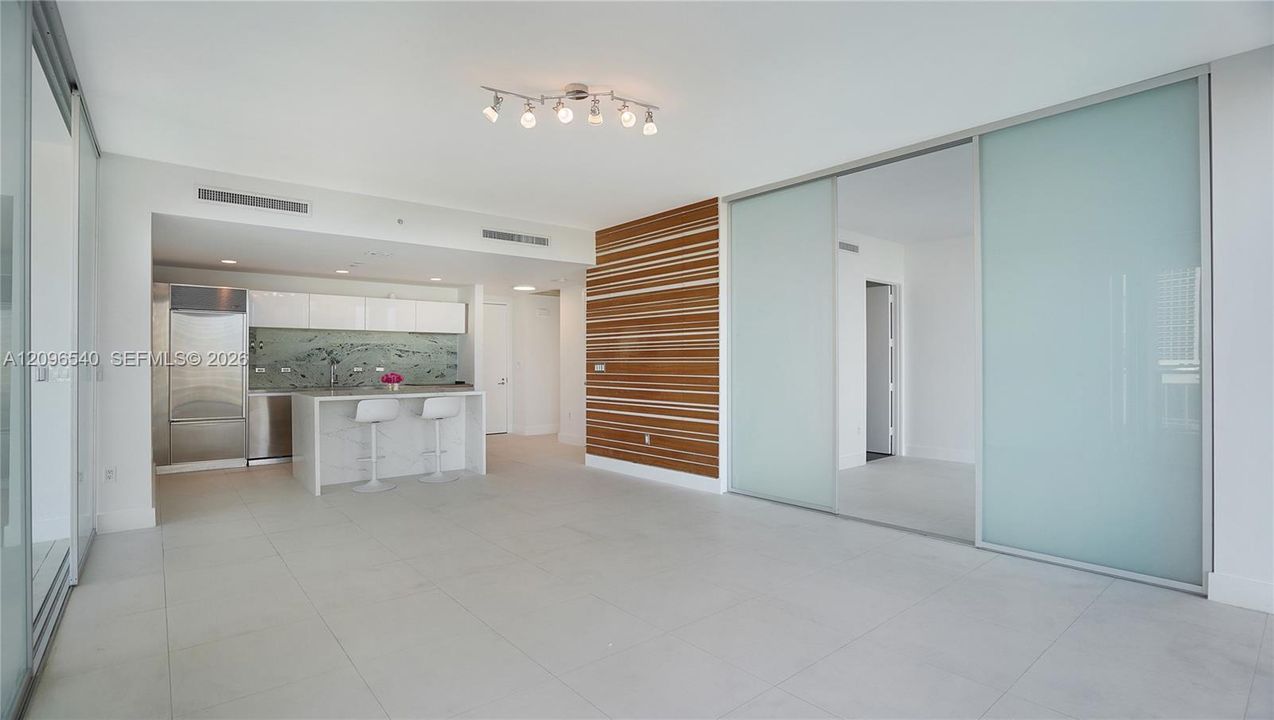 En Renta: $4,990 (2 camas, 2 baños, 1123 Pies cuadrados)