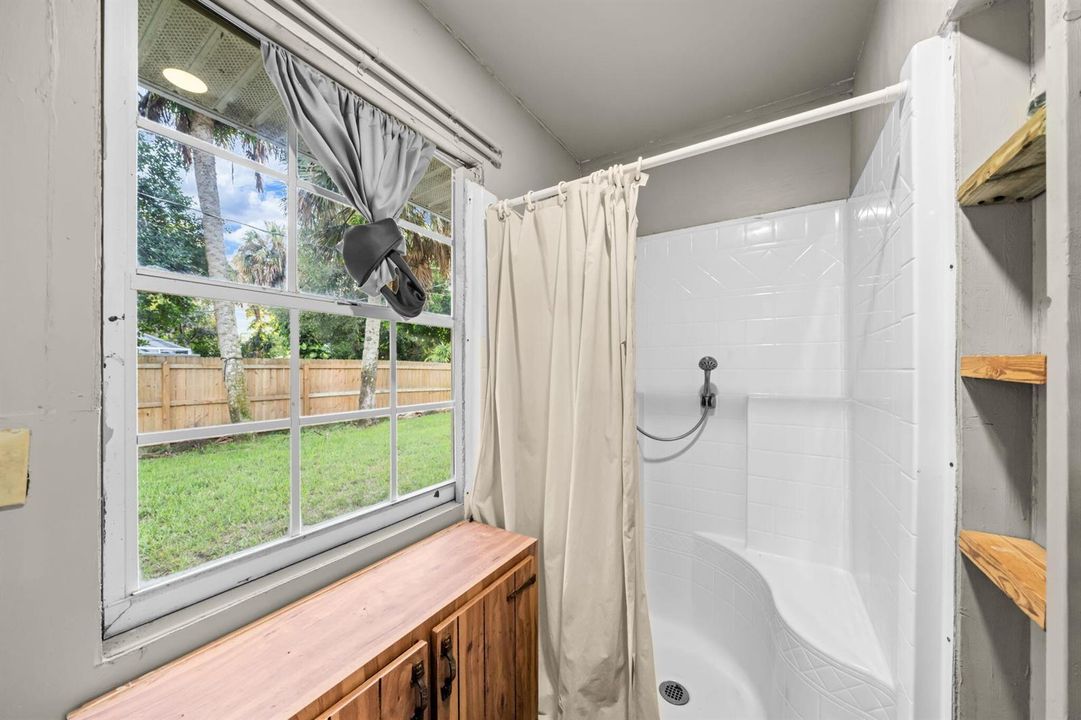 20-web-or-mls-3809-11th-st-sw