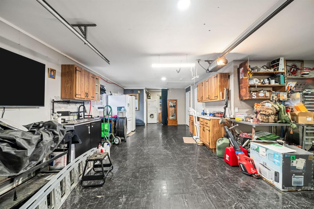 24-web-or-mls-3809-11th-st-sw