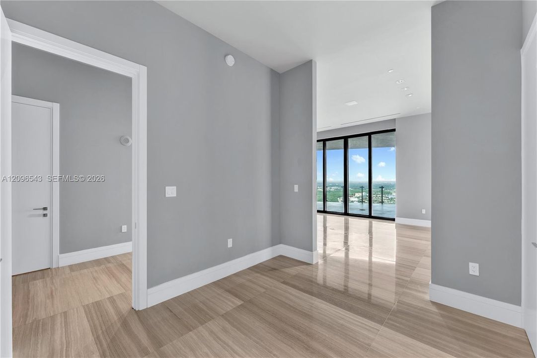 For Sale: $3,500,000 (2 beds, 2 baths, 2044 Square Feet)