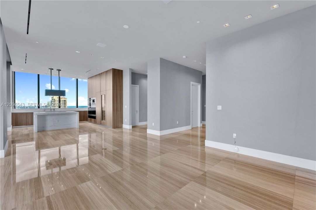 For Sale: $3,500,000 (2 beds, 2 baths, 2044 Square Feet)