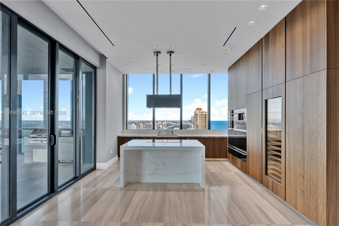 For Sale: $3,500,000 (2 beds, 2 baths, 2044 Square Feet)