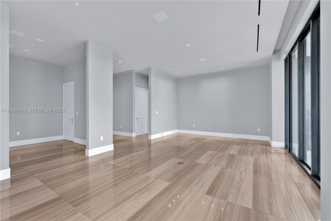 For Sale: $3,500,000 (2 beds, 2 baths, 2044 Square Feet)