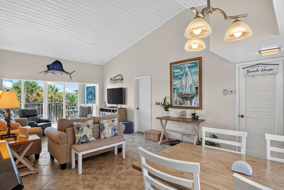 Dining/Livingroom