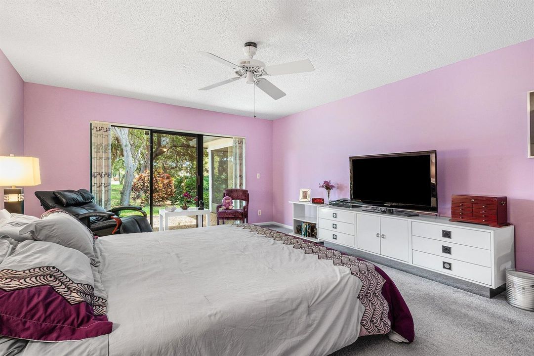 030-56WoodsLane-BoyntonBeach-FL-33436-SM