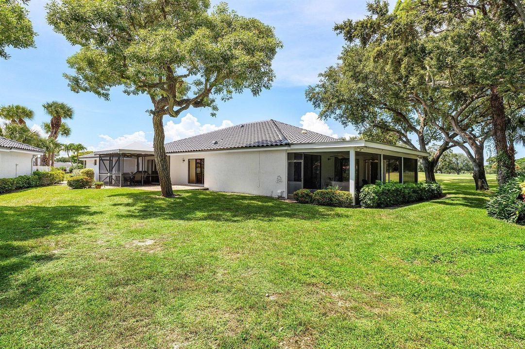 047-56WoodsLane-BoyntonBeach-FL-33436-SM
