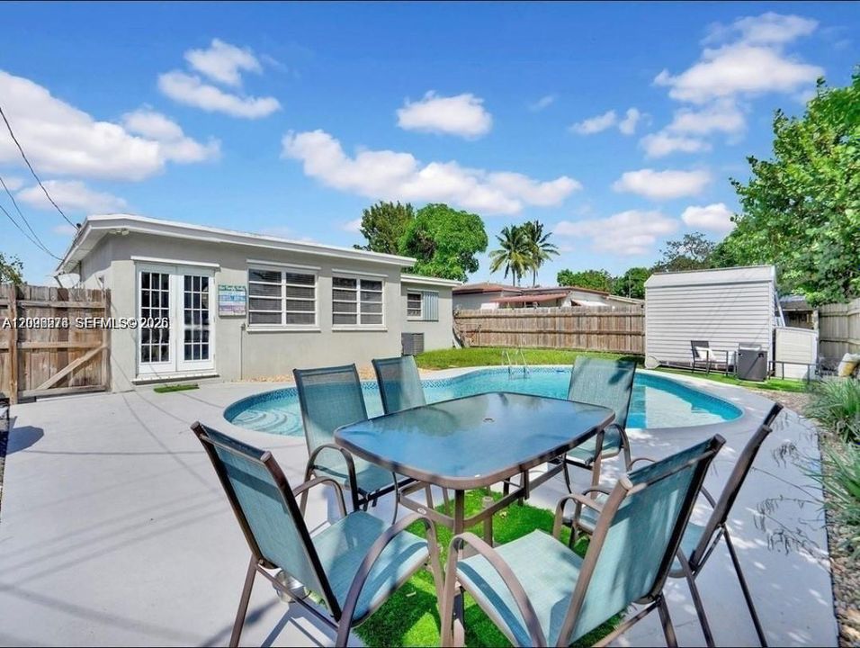 For Sale: $540,000 (3 beds, 2 baths, 1426 Square Feet)