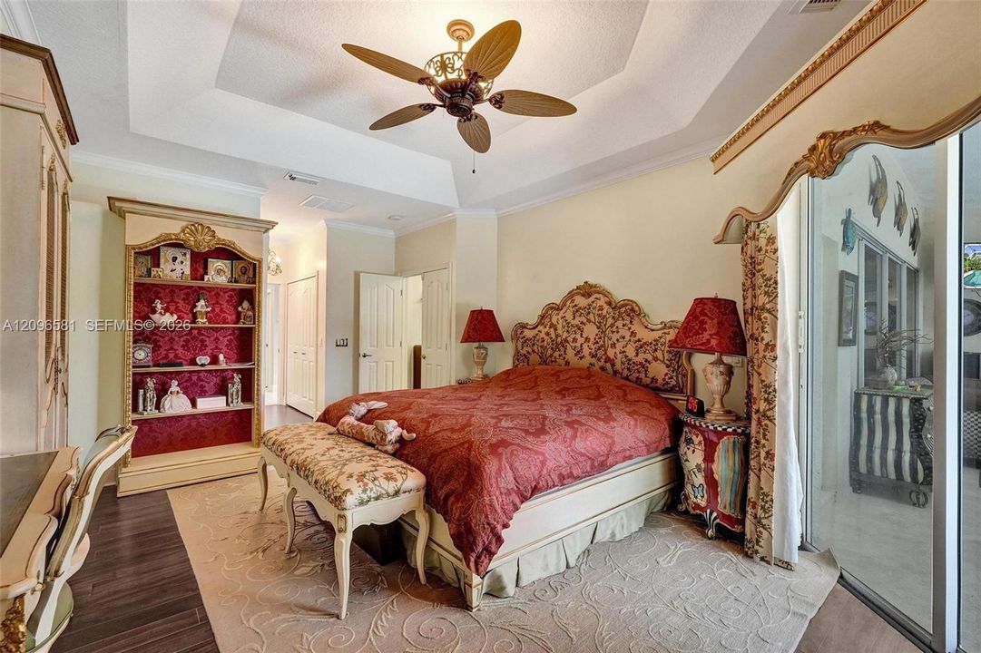 For Sale: $899,994 (4 beds, 3 baths, 2503 Square Feet)